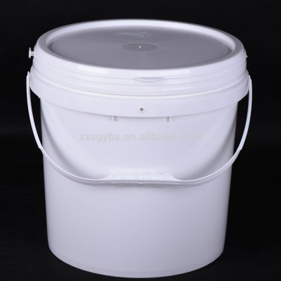 plastic 1 gallon paint bucket